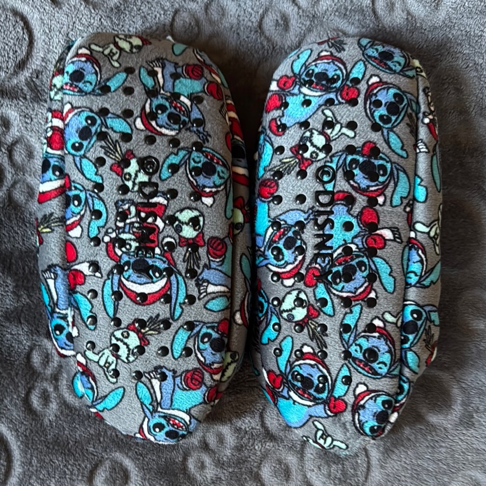 Disney Lilo & Stitch Gray and Blue Grip Slippers - Picture 3 of 3